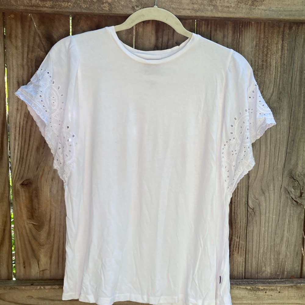Gap cotton blend eyelet sleeve shirt